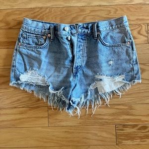 We Free - FreePeople Cutoff Denim Shorts; Button Closure; Size 27